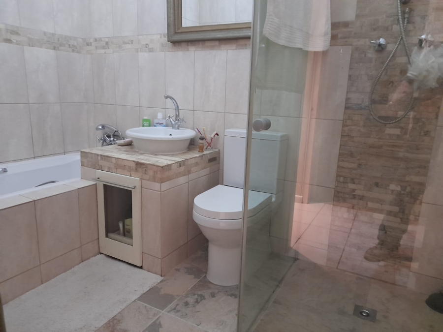 3 Bedroom Property for Sale in Janssendal Eastern Cape